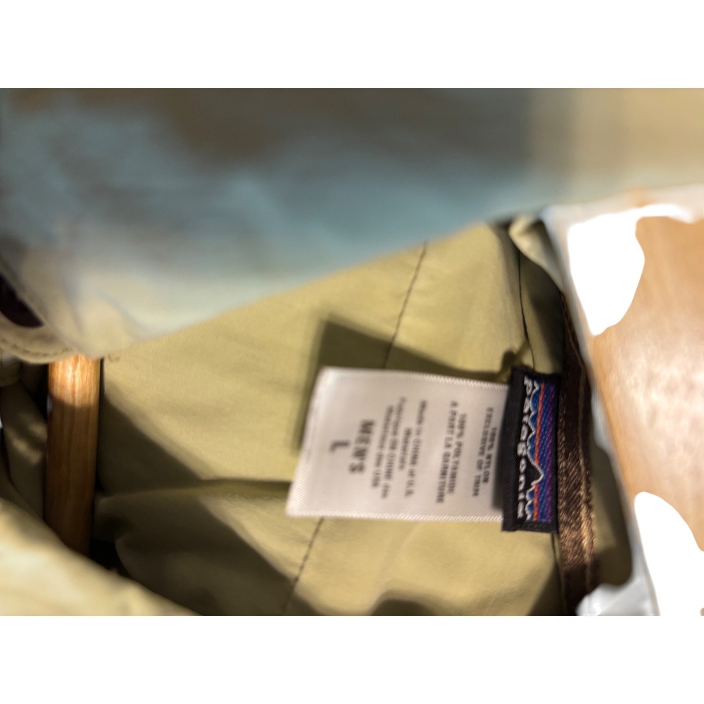 Patagonia Lightweight Button Up Hiking Shirt Outdoor Travel Tan Size M - Picture 6 of 7